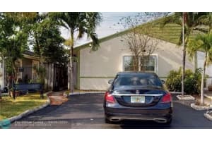 7165 SW 11th Ct, North Lauderdale, FL 33068 Sold 07/14/23