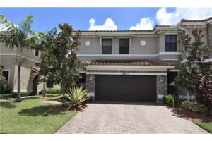 8452  Lake Majesty Ln   8452, Parkland, FL 33076 Sold 11/29/22