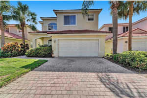 1778 NW 78th Ave, Pembroke Pines, FL 33024 Sold 05/31/23