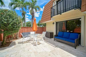 2887 Waterford Dr N, Deerfield Beach, FL 33442, Sold 09/14/22