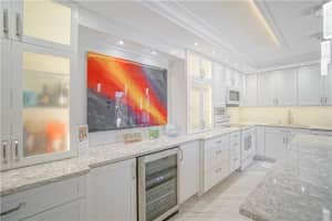 2887 Waterford Dr N, Deerfield Beach, FL 33442, Sold 09/14/22