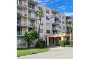 500 Executive Center Dr, West Palm Beach, FL 33401, Sold 01/23/23