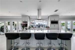 5510 Bayview Dr, Fort Lauderdale, FL 33308, Sold 10/28/22