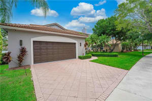 347 Fairmont Rd, Weston, FL 33326, Sold 10/07/22
