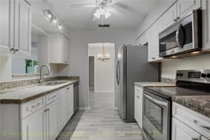 7301 NW 75th Ct, Tamarac, FL 33321 Sold 10/14/22