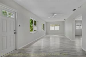 7301 NW 75th Ct, Tamarac, FL 33321 Sold 10/14/22