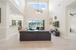 10946 NW 66th Ct, Parkland, FL 33076 Sold 09/26/22