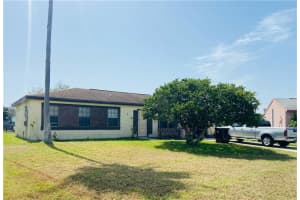 1555 SE Belgius Ct, Port St. Lucie, FL 34952, Sold 10/06/22