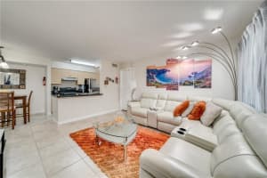 751 NW 104th Ave   103, Pembroke Pines, FL 33026 Sold 09/12/22