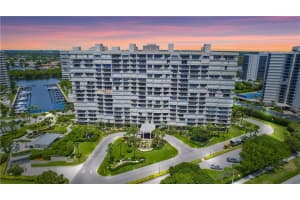 4301 N Ocean Blvd APT 806, Boca Raton, FL 33431, Sold 09/19/22