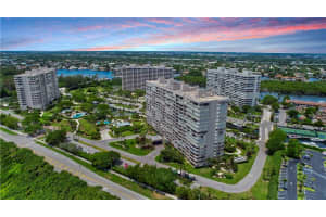 4301 N Ocean Blvd APT 806, Boca Raton, FL 33431, Sold 09/19/22