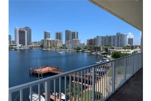 400 Golden Isles Dr APT 41, Hallandale Beach, FL 33009, Sold 09/16/22
