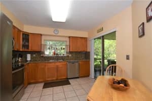 949 NW 92nd Terrace #949, Plantation, FL 33324, Sold 09/29/22