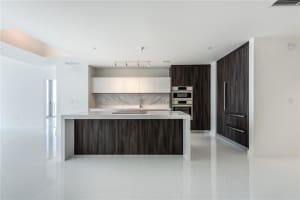 851 1st Avenue, Miami, FL 33132 - MLS#F10343351