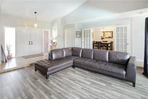 7007 NW 40th St, Coral Springs, FL 33065 Sold 10/18/22