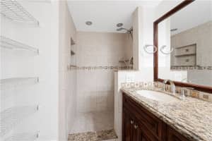 4205 N University Drive   305, Sunrise, FL 33351 Sold 10/07/22