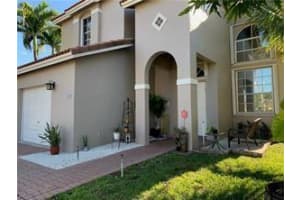258 NW 107th Ave, Pembroke Pines, FL 33026, Sold 09/29/22