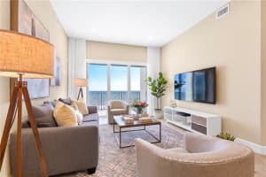 4510 El Mar Dr APT 402, Lauderdale-By-The-Sea, FL 33308, Sold 08/26/22