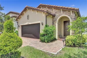 4910 NW 48th Ln, Tamarac, FL 33319, Sold 10/25/22
