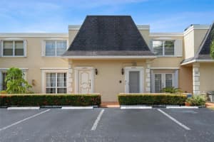 2202 NE 11th St, Hallandale Beach, FL 33009 Sold 09/14/22