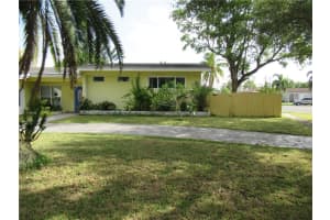MLS# F10343911, Hollywood, Florida 33023