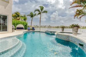 1306 Beacon Cir, Wellington, FL 33414, Sold 09/23/22