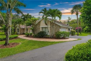 4800 W Leitner Dr, Coral Springs, FL 33067, Sold 11/09/22