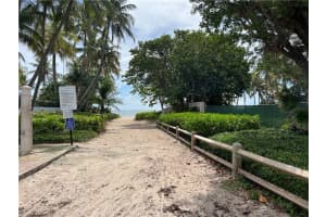 2930 Center Ave, Fort Lauderdale, FL 33308 Sold 01/04/24