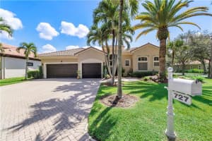 727 NW 124th Ave, Coral Springs, FL 33071, Sold 09/29/22