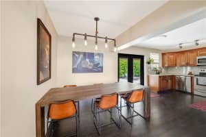 10721 SW 10th Ct, Davie, FL 33324 Sold 10/07/22