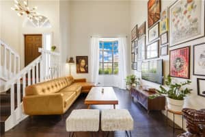 10721 SW 10th Ct, Davie, FL 33324 Sold 10/07/22