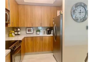 2601 NE 14th Ave, Wilton Manors, FL 33334, Sold 10/12/22