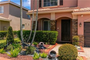 20547 NW 9th Ave, Miami Gardens, FL 33169 Sold 10/31/22
