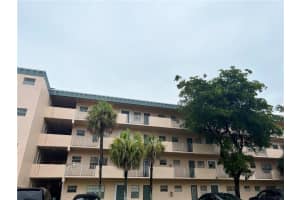 4211 NW 41st St   202, Lauderdale Lakes, FL 33319 Sold 10/11/22