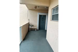 4211 NW 41st St   202, Lauderdale Lakes, FL 33319 Sold 10/11/22