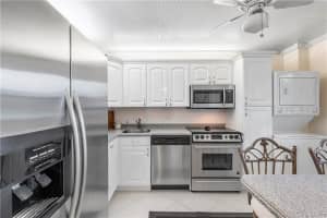 1523 Hillsboro Blvd, Deerfield Beach, FL 33441, Sold 10/26/22