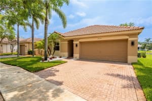 1912  Andromeda Ln, Weston, FL 33327 Sold 11/16/22