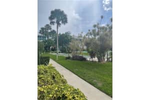 2050 NE 39th St, Lighthouse Point, FL 33064, Sold 10/07/22