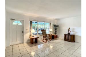 514 S 58th Ct, Hollywood, FL 33023, Sold 10/04/22