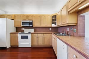 2200 NE 33   4A, Fort Lauderdale, FL 33305 Sold 11/14/22