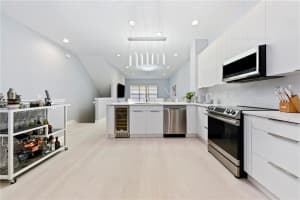 4802 Sawgrass Breeze Dr, Palm Beach Gardens, FL 33418, Sold 09/23/22