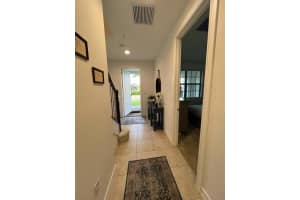 11756 SW 13th Ct, Pembroke Pines, FL 33025, Sold 10/05/22