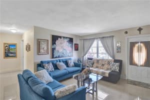 8103 NW 59th Pl, Tamarac, FL 33321, Sold 09/30/22