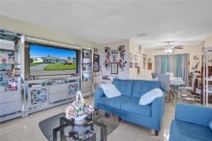 8103 NW 59th Pl, Tamarac, FL 33321, Sold 09/30/22