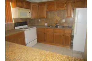 9150 Fontainebleau Blvd, Miami, FL 33172, Sold 11/07/22