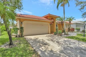 5725 NW 48th Ct, Coral Springs, FL 33067, Sold 10/07/22