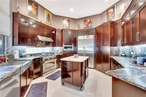 6520 NW 95th Ln, Parkland, FL 33076, Sold 12/09/22