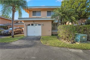 3255 NW 44th St, Oakland Park, FL 33309, Sold 10/11/22