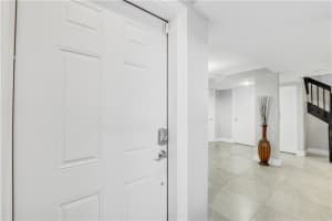 3255 NW 44th St, Oakland Park, FL 33309, Sold 10/11/22