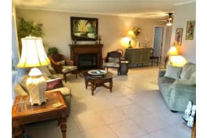 7100 NW 75th St, Tamarac, FL 33321, Sold 10/18/22